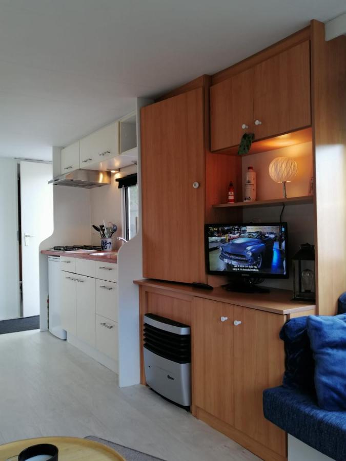 Stacaravan Op 5 Sterren Vakantiepark De Kuilart Friesland Aan Het Meer Met Zwembad 5P 237 Koudum Esterno foto