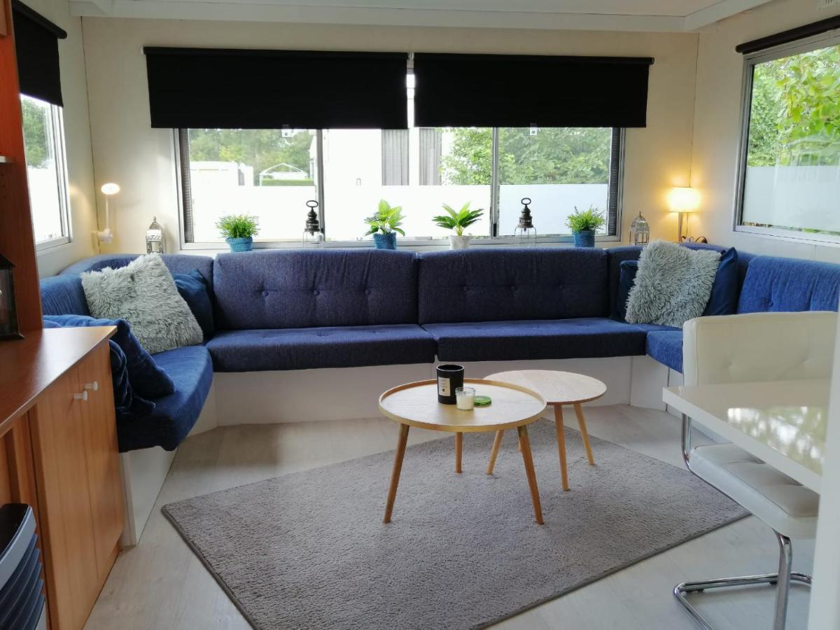 Stacaravan Op 5 Sterren Vakantiepark De Kuilart Friesland Aan Het Meer Met Zwembad 5P 237 Koudum Esterno foto