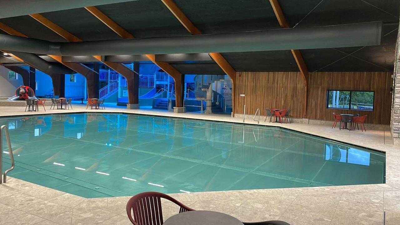 Stacaravan Op 5 Sterren Vakantiepark De Kuilart Friesland Aan Het Meer Met Zwembad 5P 237 Koudum Esterno foto