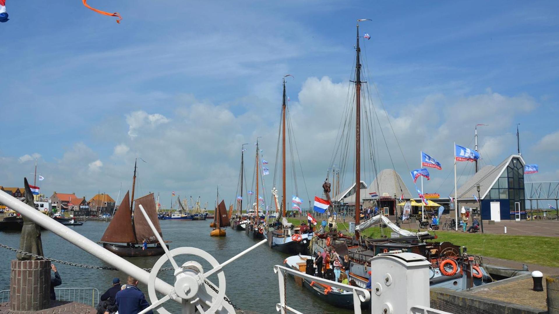 Stacaravan Op 5 Sterren Vakantiepark De Kuilart Friesland Aan Het Meer Met Zwembad 5P 237 Koudum Esterno foto